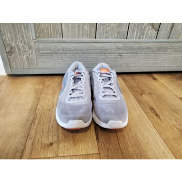 Nike Revolution 3 Coral Gray Color Size 6.5 Womens Training Shoes - Picture 3 of 6
